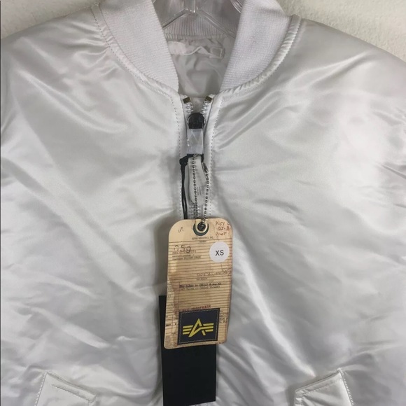Alpha Industries MA-1 Slim Fit Bomber Jacket NWT White - X-Small XS Reversible - Picture 2 of 13